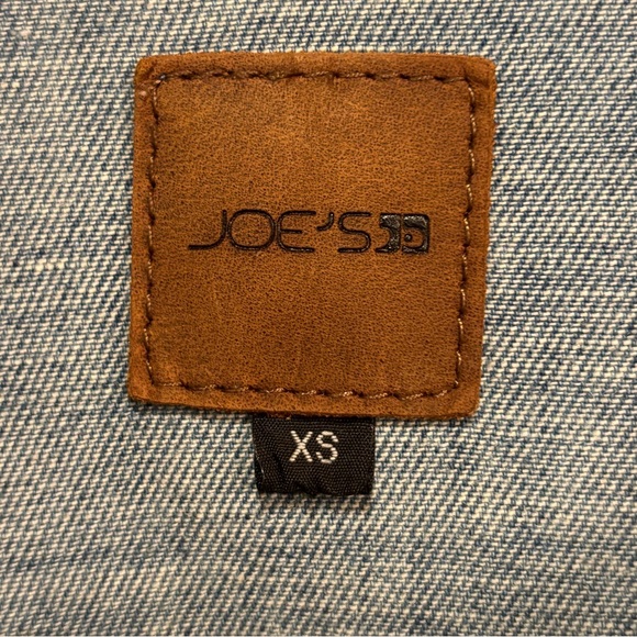 JOE’S JEANS Women’s Distressed Denim Jean Jacket, Size XS, Like New Condition - Picture 10 of 11